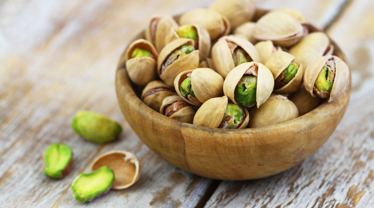 US Pistachios Export Down 25%, Australia Aims High: Tripling Pistachio Production to Conquer Global Market - Pistachios have long been regarded as a premium tree nut, valued for their rich taste, nutritional benefits, and cultural significance. From Iran’s centuries-old orchards to rapidly expanding acreage in the United States and Australia, the global pis